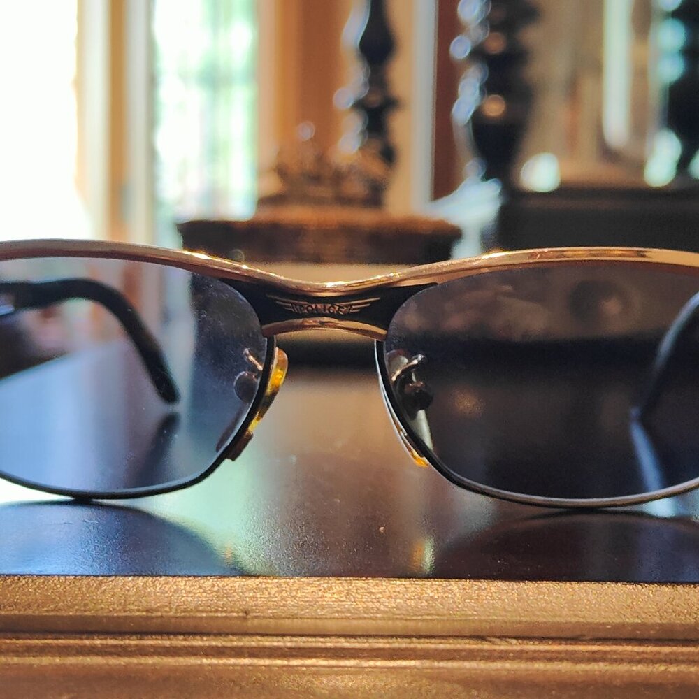 Vintage Sleek & Stylish Police Sunglasses – Made in Italy